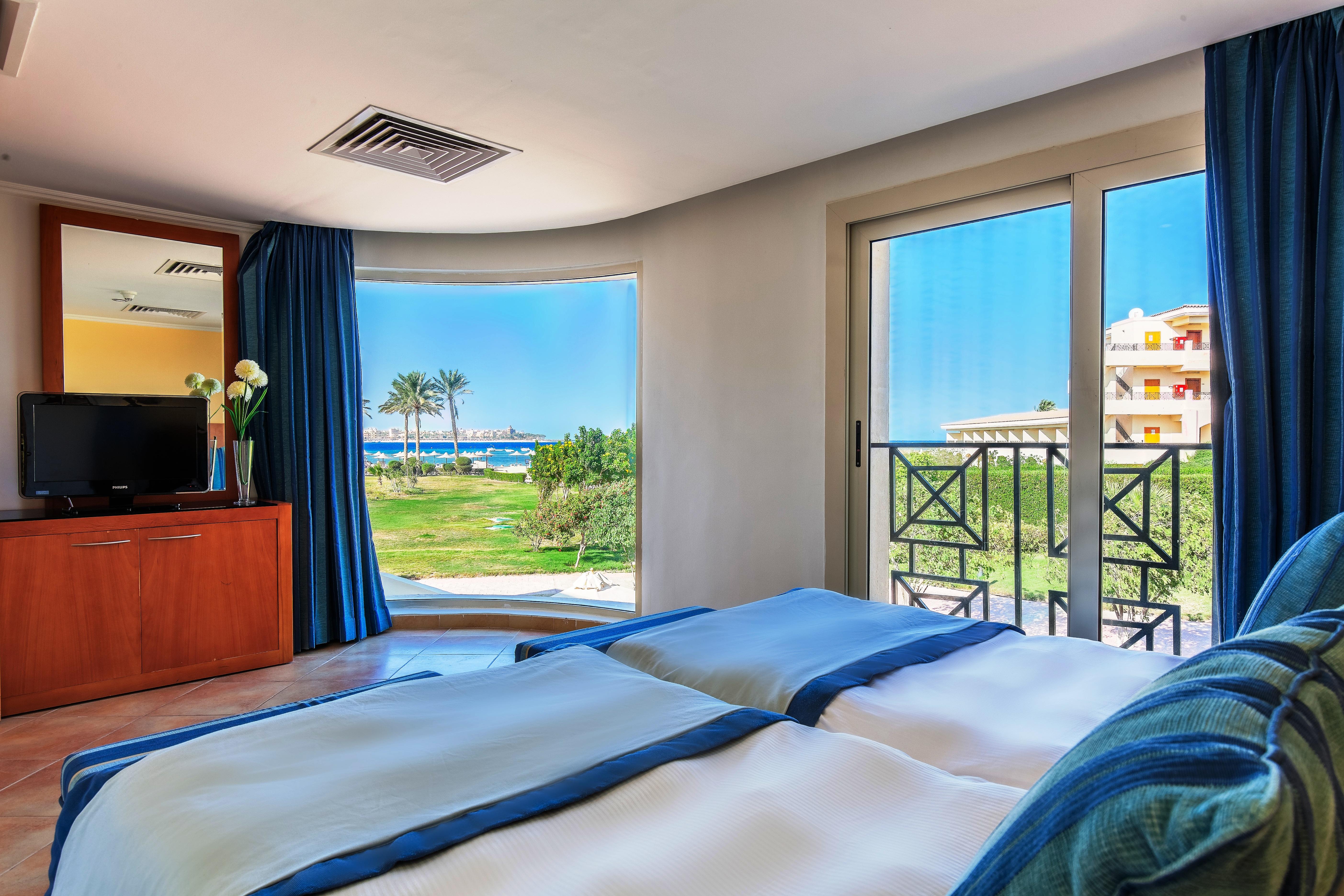 Cleopatra Luxury Beach Resort Makadi Bay - Adults Only 후르가다 외부 사진
