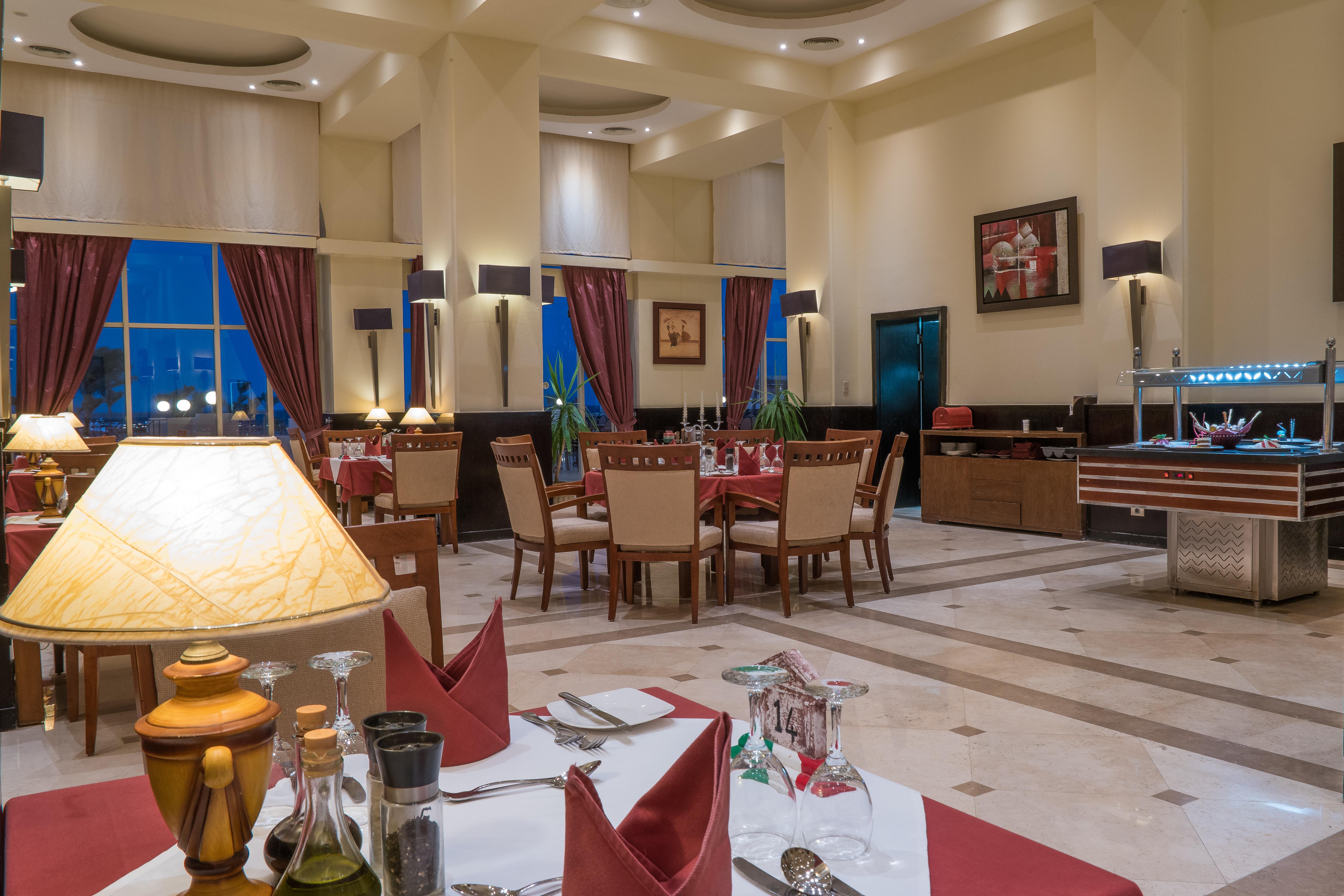 Cleopatra Luxury Beach Resort Makadi Bay - Adults Only 후르가다 외부 사진